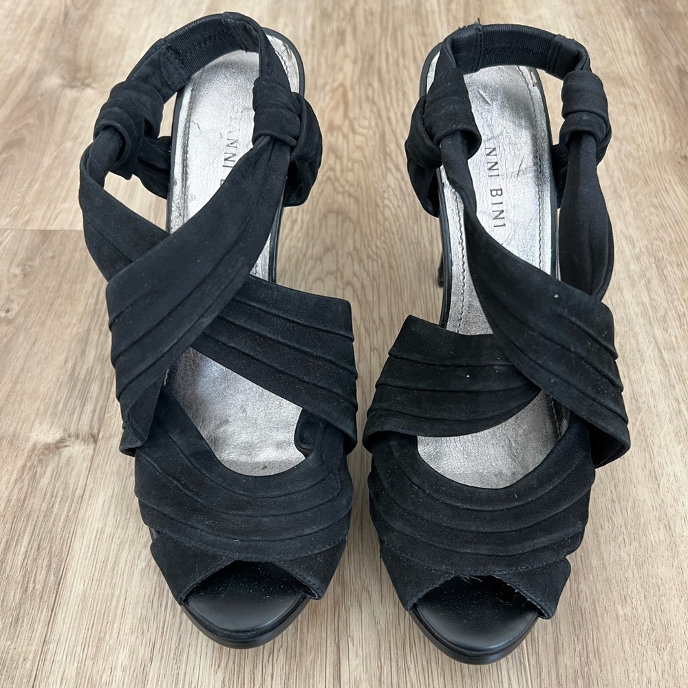 Gianni Bini Heels Black